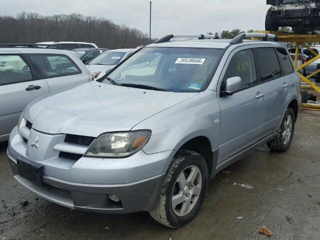 JA4LZ41F84U052353 - 2004 MITSUBISHI OUTLANDER SILVER photo 2