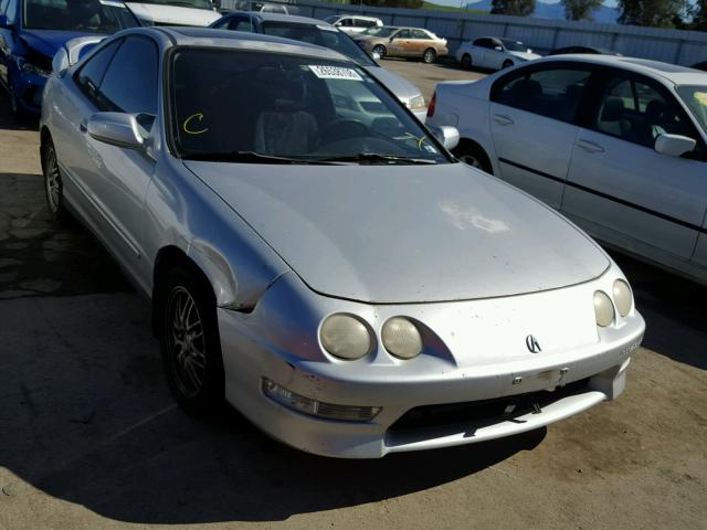 JH4DC4454YS015170 - 2000 ACURA INTEGRA LS SILVER photo 1