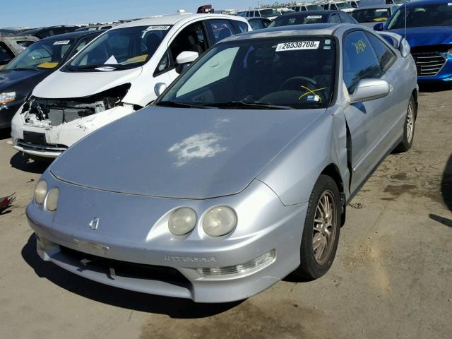 JH4DC4454YS015170 - 2000 ACURA INTEGRA LS SILVER photo 2