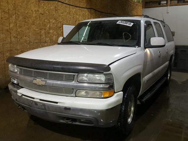 1GNFK16TX1J222916 - 2001 CHEVROLET SUBURBAN K WHITE photo 2