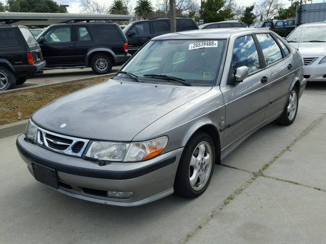 YS3DF58K212027315 - 2001 SAAB 9-3 SE SILVER photo 2