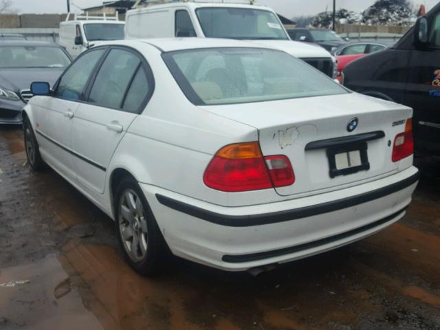 WBAAV33401FU86584 - 2001 BMW 325 I WHITE photo 3