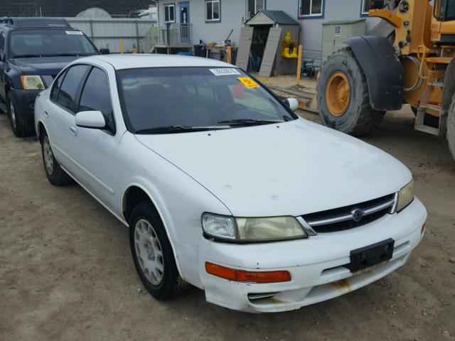 JN1CA21D9WT530923 - 1998 NISSAN MAXIMA GLE WHITE photo 1