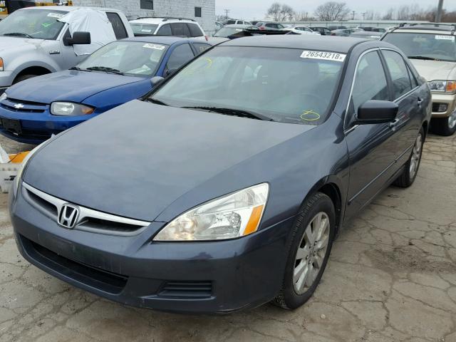 1HGCM66497A091676 - 2007 HONDA ACCORD SE GRAY photo 2