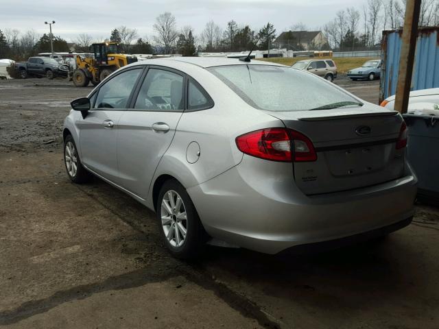 3FADP4BJ8BM173930 - 2011 FORD FIESTA SE SILVER photo 3