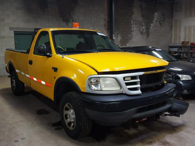 1FTPF28Z3XKB90192 - 1999 FORD F250 YELLOW photo 1