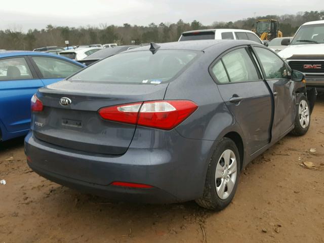 KNAFK4A6XG5565882 - 2016 KIA FORTE LX BLUE photo 4