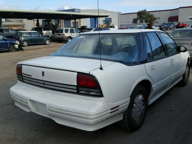 1G3WH52M9VF333009 - 1997 OLDSMOBILE CUTLASS SU WHITE photo 4