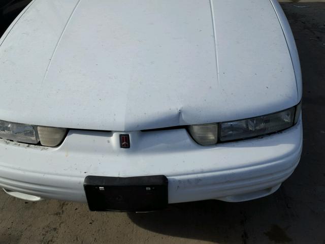 1G3WH52M9VF333009 - 1997 OLDSMOBILE CUTLASS SU WHITE photo 9