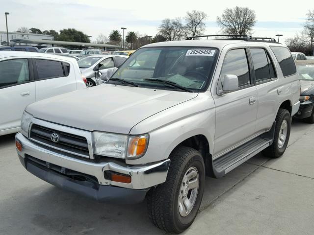 JT3HN86R9V0079060 - 1997 TOYOTA 4RUNNER SR SILVER photo 2