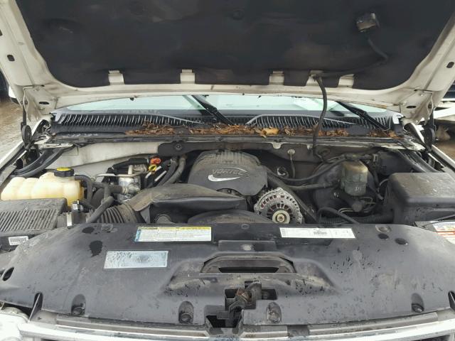 3GNEC16T21G204856 - 2001 CHEVROLET SUBURBAN C WHITE photo 7