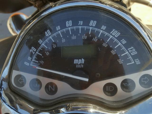 1HFSC551X4A000916 - 2004 HONDA VTX1300 C SILVER photo 8