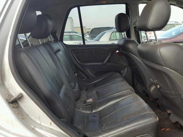 4JGAB72E3YA158964 - 2000 MERCEDES-BENZ ML 430 银色 照片 6