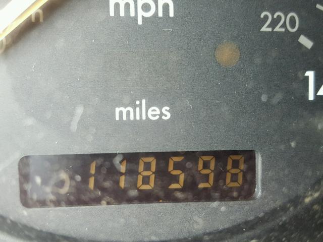 4JGAB72E3YA158964 - 2000 MERCEDES-BENZ ML 430 银色 照片 8