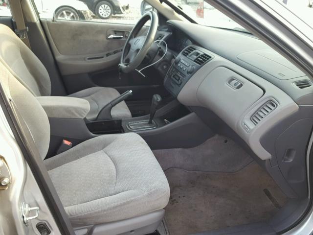 1HGCG56491A073459 - 2001 HONDA ACCORD LX SILVER photo 5