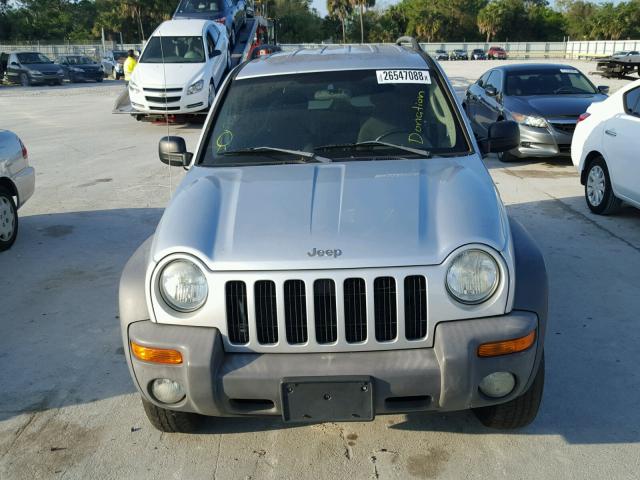 1J4GL48K44W242158 - 2004 JEEP LIBERTY SP SILVER photo 9