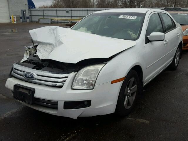 3FAHP07197R111000 - 2007 FORD FUSION WHITE photo 2