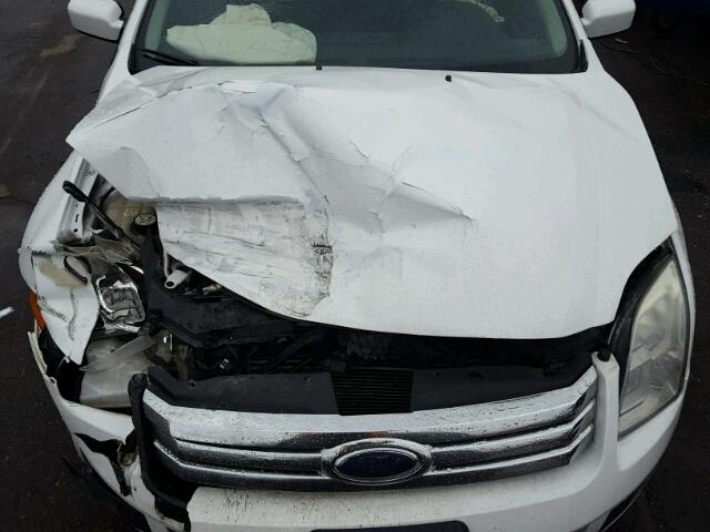 3FAHP07197R111000 - 2007 FORD FUSION WHITE photo 7