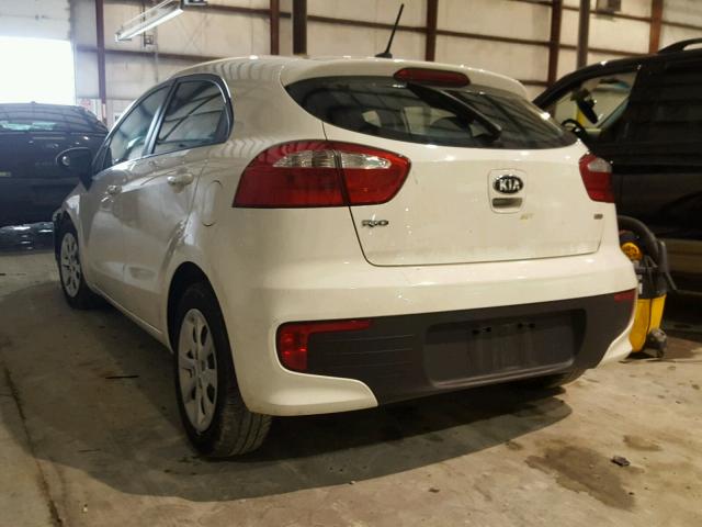 KNADM5A3XG6620726 - 2016 KIA RIO LX WHITE photo 3