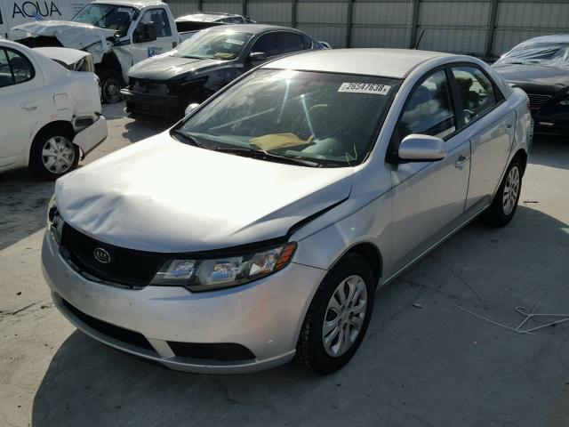 KNAFT4A2XA5820189 - 2010 KIA FORTE LX SILVER photo 2