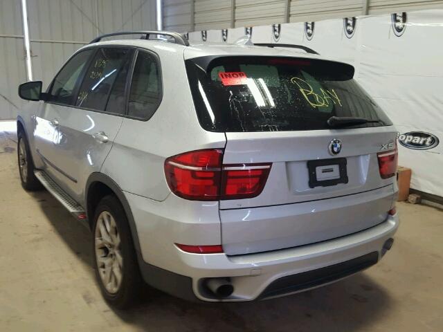5UXZV4C57BL409300 - 2011 BMW X5 XDRIVE3 Արծաթագույն լուսանկար 3