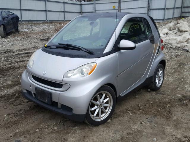 WMEEJ31X09K213307 - 2009 SMART FORTWO SILVER photo 2