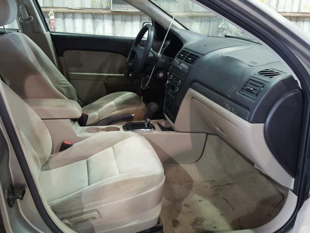 3FAHP07Z98R148121 - 2008 FORD FUSION SE SILVER photo 5