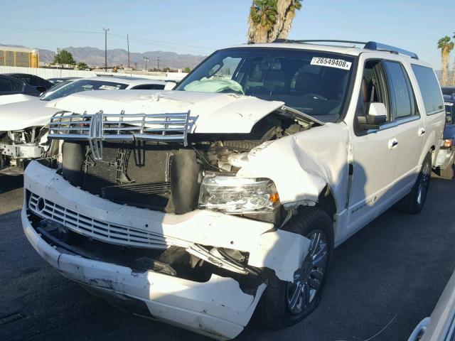 5LMFL28579EJ01459 - 2009 LINCOLN NAVIGATOR WHITE photo 2