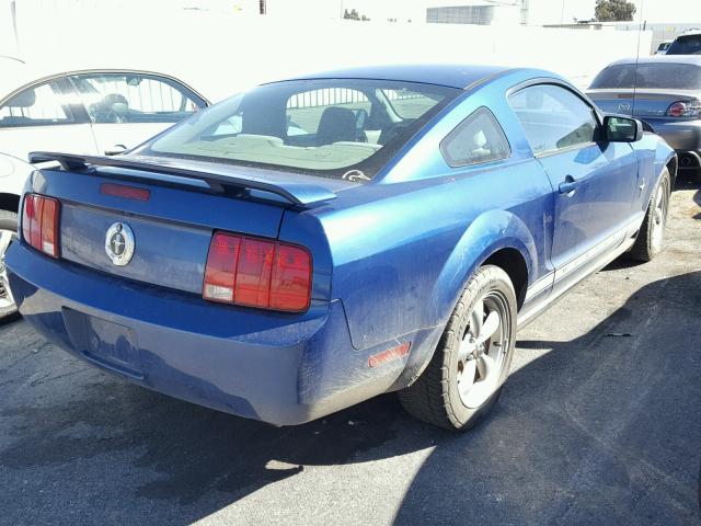 1ZVFT80N475254669 - 2007 FORD MUSTANG BLUE photo 4