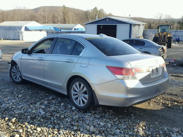 1HGCP2F84BA039304 - 2011 HONDA ACCORD EXL SILVER photo 3