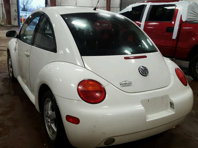 3VWBB21C72M419208 - 2002 VOLKSWAGEN NEW BEETLE WHITE photo 3