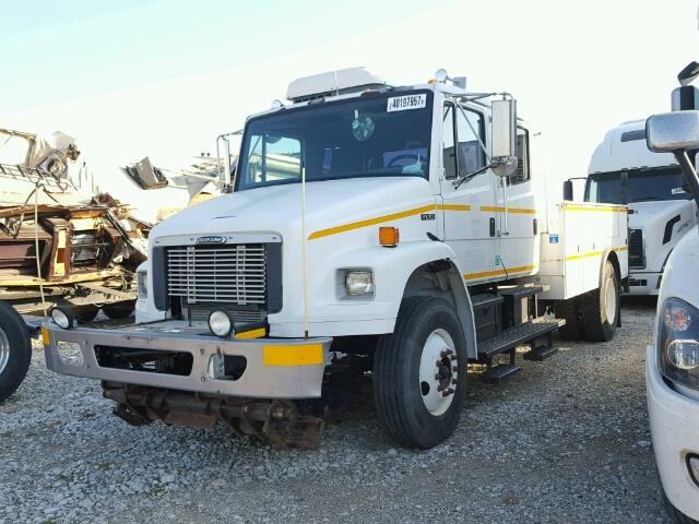 1FVABTAK24DM66029 - 2004 FREIGHTLINER MEDIUM CON WHITE photo 2