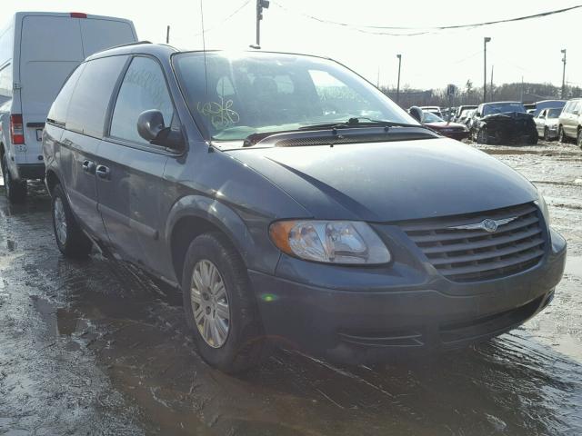 1A4GJ45R57B104860 - 2007 CHRYSLER TOWN & COU GREEN photo 1