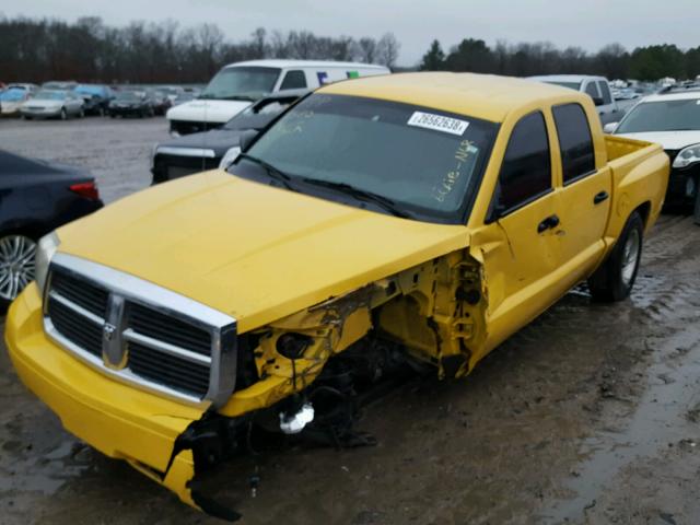 1D7HE48K56S573464 - 2006 DODGE DAKOTA QUA YELLOW photo 2