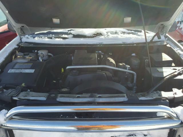 1GNDT13S052228806 - 2005 CHEVROLET TRAILBLAZE SILVER photo 7