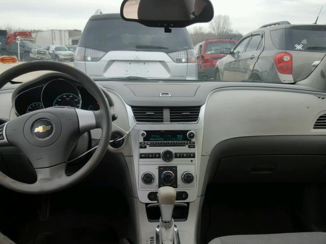 1G1ZB5E07CF247758 - 2012 CHEVROLET MALIBU LS ნაცრისფერი ფოტო 9