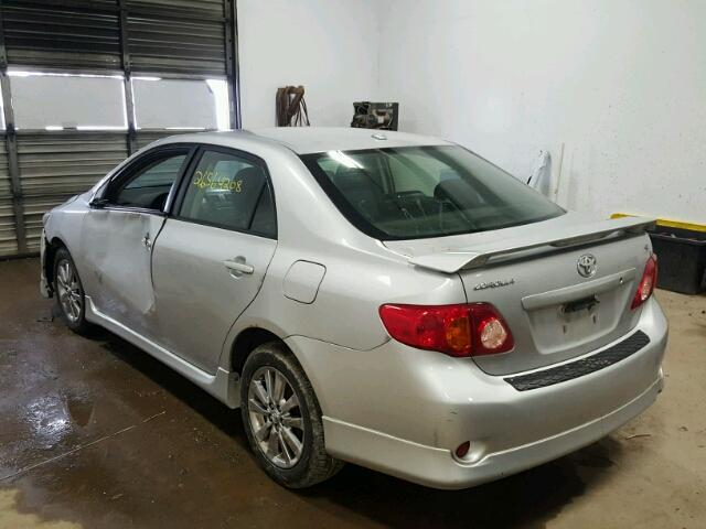 1NXBU4EE1AZ241029 - 2010 TOYOTA COROLLA BA SILVER photo 3