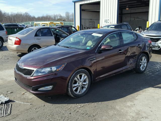 5XXGN4A74CG078822 - 2012 KIA OPTIMA EX MAROON photo 2