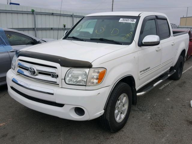 5TBET34126S557959 - 2006 TOYOTA TUNDRA DOU WHITE photo 2