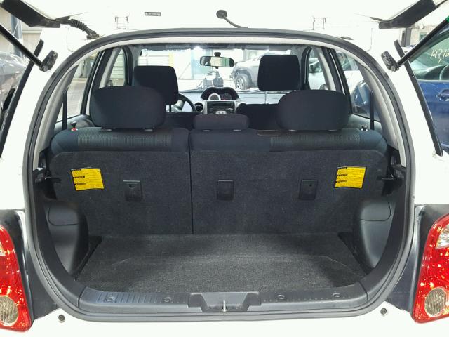 JTKKT624960168367 - 2006 TOYOTA SCION XA WHITE photo 9