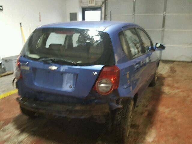 KL1TD66E69B616706 - 2009 CHEVROLET AVEO LS BLUE photo 4