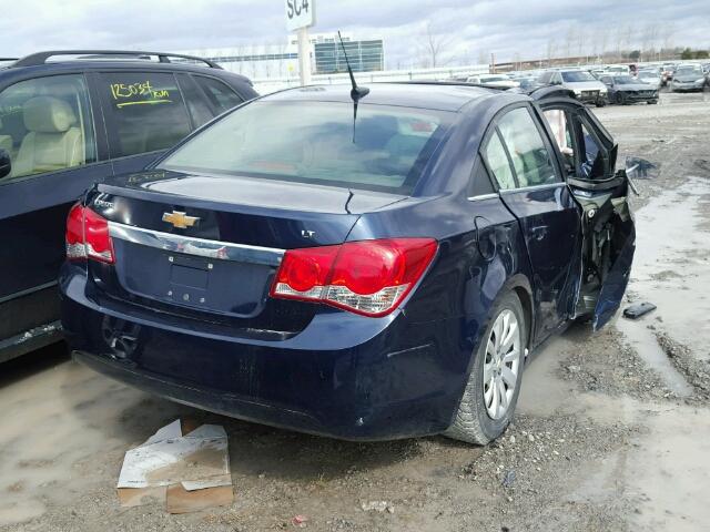 1G1PF5S97B7209471 - 2011 CHEVROLET CRUZE LT BLUE photo 4