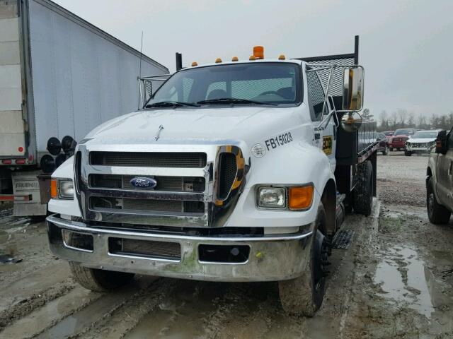 3FRXF7FC3FV727093 - 2015 FORD F750 SUPER WHITE photo 2