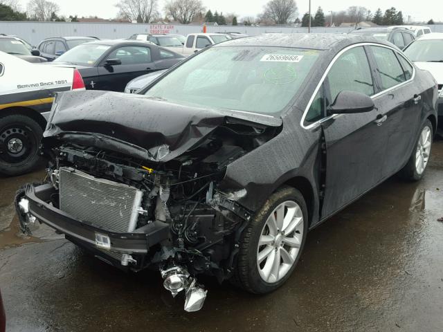 1G4PR5SK2D4152453 - 2013 BUICK VERANO CON GRAY photo 2