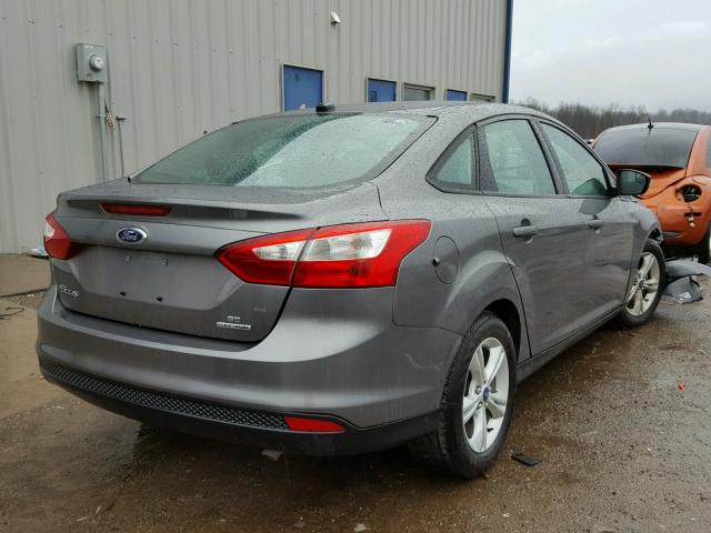 1FADP3F23EL418779 - 2014 FORD FOCUS SE GRAY photo 4