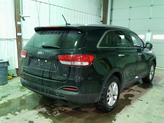 5XYPG4A52HG221813 - 2017 KIA SORENTO LX BLACK photo 4