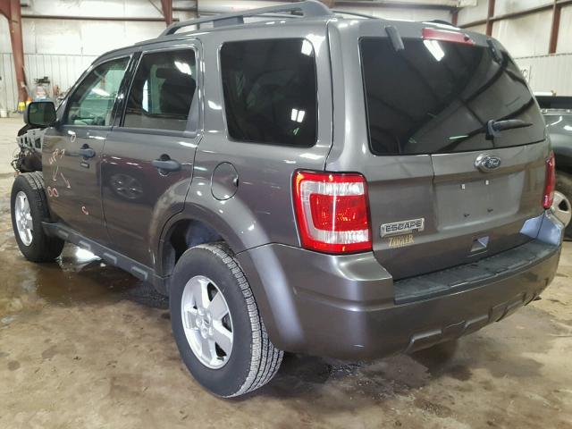 1FMCU9D70AKC95390 - 2010 FORD ESCAPE XLT GRAY photo 3