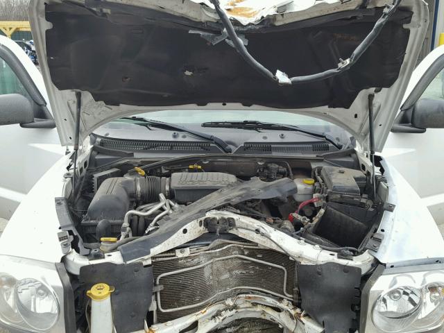 1D7HW48N35S168905 - 2005 DODGE DAKOTA QUA WHITE photo 7