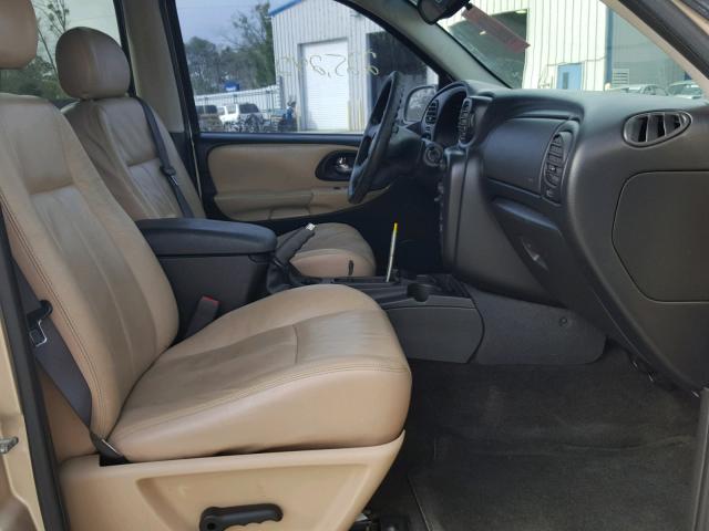 1GNES16SX66125101 - 2006 CHEVROLET TRAILBLAZE TAN photo 5