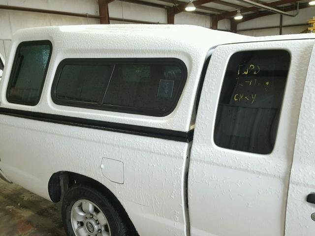 1N6DD26SXYC342007 - 2000 NISSAN FRONTIER K WHITE photo 6